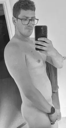 OnlyFans account  robbep89 avatar 1