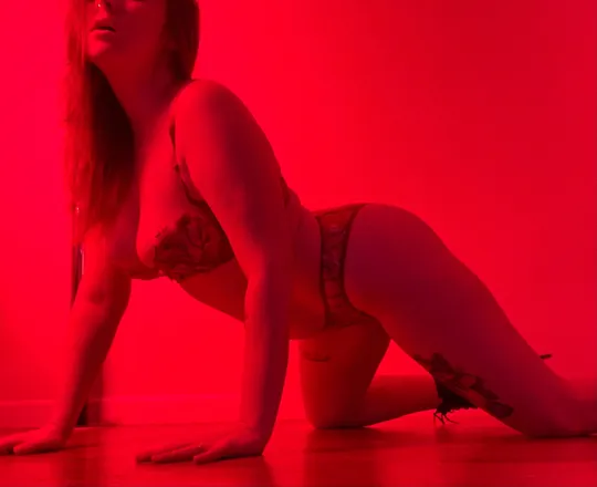 OnlyFans cuenta naughtyandnicenatalie header 2