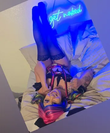 OnlyFans cuenta ladykillonlyfans header 2