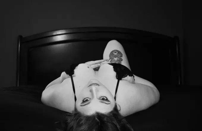 OnlyFans cuenta playwithnikki header 2