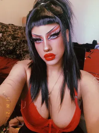 OnlyFans account  missdversace avatar 1