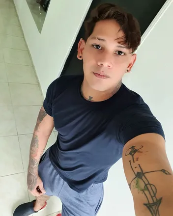 OnlyFans cuenta simonnino2 header 2