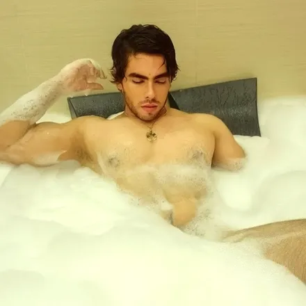OnlyFans cuenta giuliano_casstelli header 2