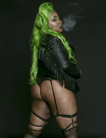 OnlyFans cuenta misskariibaby header 2
