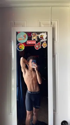 OnlyFans cuenta il.lustrious222 header 2
