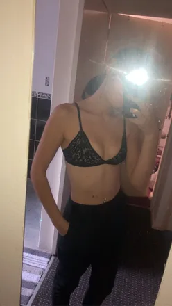 OnlyFans cuenta jodie_e18 header 2