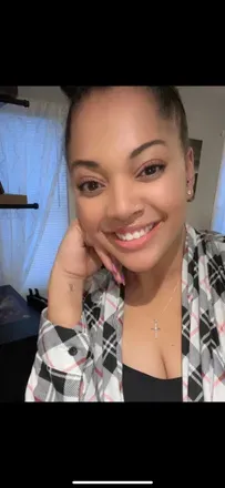 OnlyFans account  stephmod8095 avatar 1