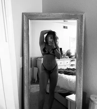 OnlyFans cuenta bre_001998 avatar 1