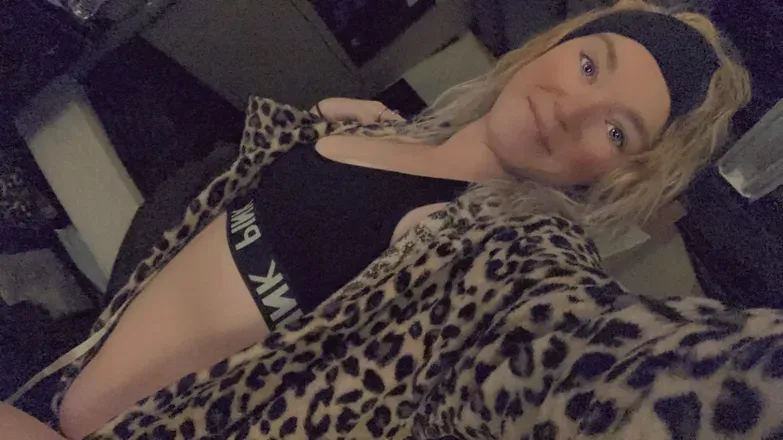 OnlyFans cuenta sexystonergirl2 avatar 1
