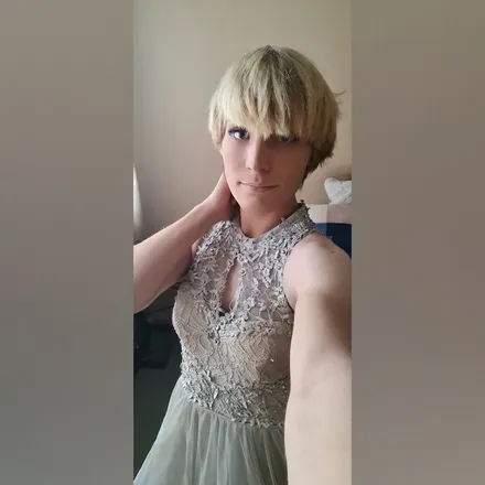 OnlyFans cuenta julies_violet_1 avatar 1