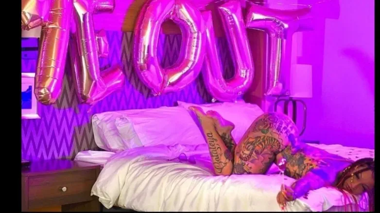 OnlyFans cuenta icecream_901 header 2