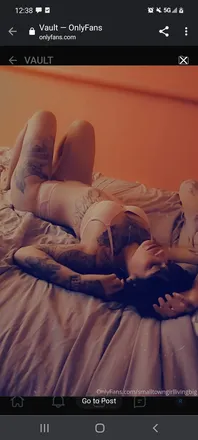 OnlyFans cuenta smalltowngirlivingbig header 2