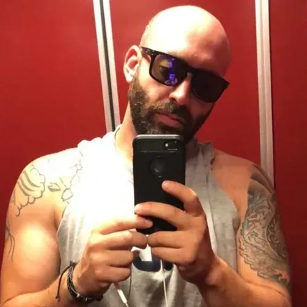 OnlyFans account  pretender1985 avatar 1