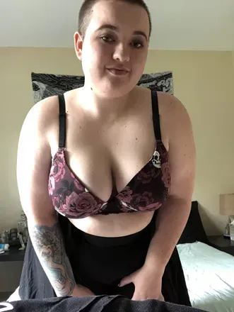 OnlyFans cuenta insatiableiris avatar 1