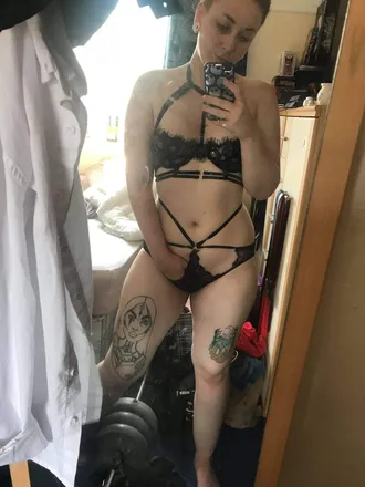 OnlyFans cuenta iinkyrhii header 2