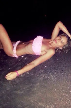 OnlyFans cuenta justmelaura header 2