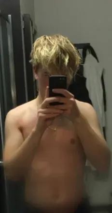OnlyFans cuenta louis_twink avatar 1