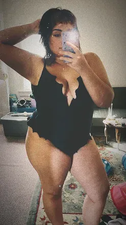 OnlyFans cuenta elara.estelle avatar 1