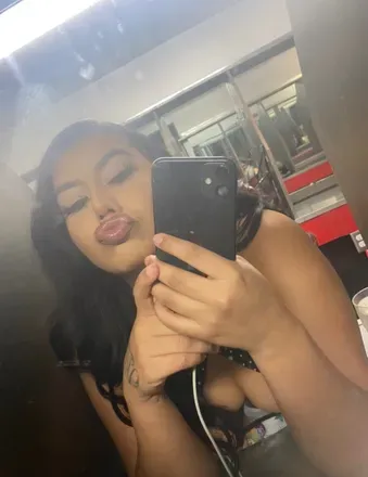 OnlyFans cuenta greedybrattt_ avatar 1