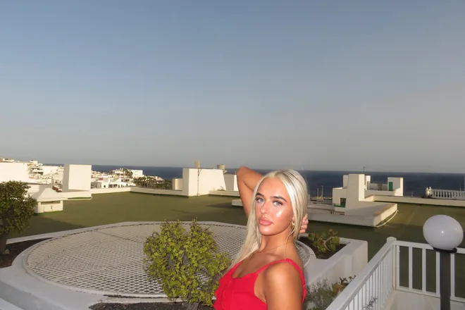 OnlyFans cuenta mollyrebecka header 2