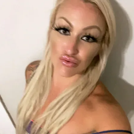 OnlyFans account  rileystorms avatar 1