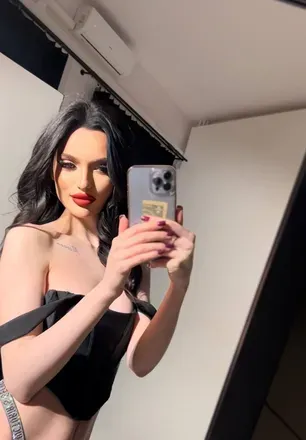OnlyFans cuenta megan_brunette avatar 1