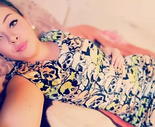 OnlyFans account  mika.rodriguez header 2
