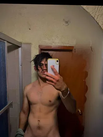 OnlyFans cuenta mikytowerxxx avatar 1
