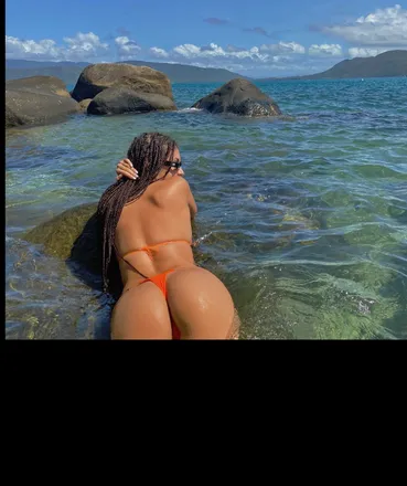 OnlyFans cuenta rhonabiara header 2