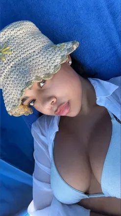 OnlyFans account  mydeariris avatar 1