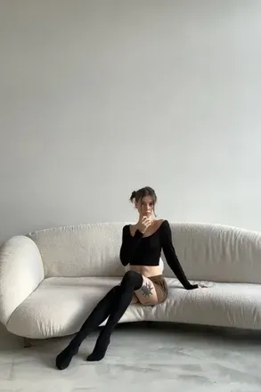 OnlyFans cuenta nikonova header 2