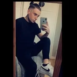 OnlyFans cuenta efraser98 avatar 1