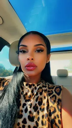 OnlyFans cuenta cleopatra_interupted header 2