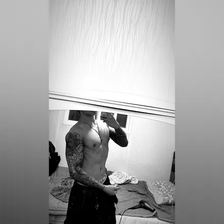 OnlyFans cuenta u373908581 header 2