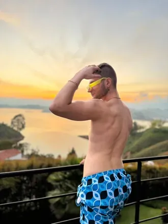 OnlyFans cuenta elmonomorboso header 2