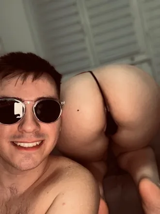 OnlyFans cuenta jenettshark header 2