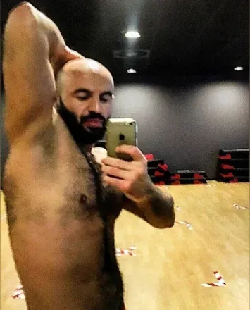 OnlyFans cuenta sexyarmo avatar 1