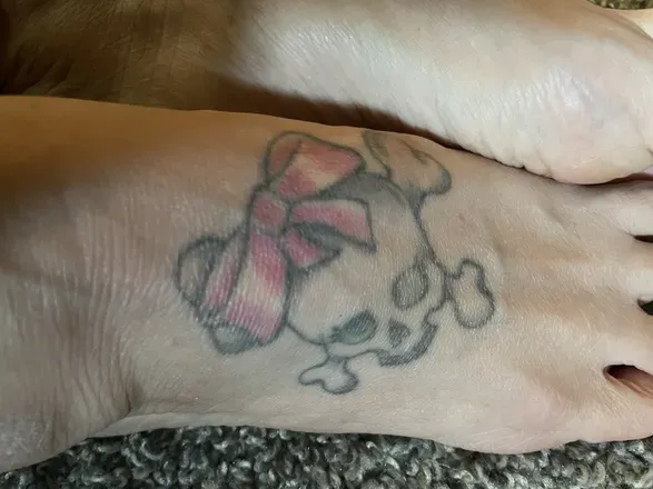 OnlyFans cuenta barefoot_nyx header 2
