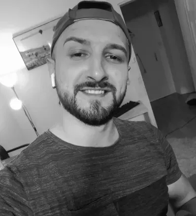 OnlyFans account  u29008004 header 2