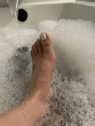 OnlyFans cuenta prettfyfeetish97 avatar 1