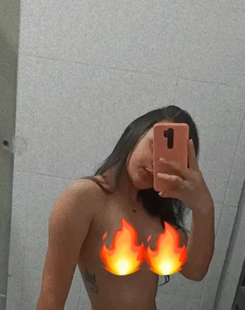 OnlyFans account  larisa2 avatar 1