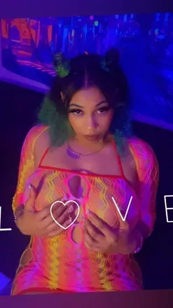 OnlyFans cuenta ivyjadeafterdark header 2