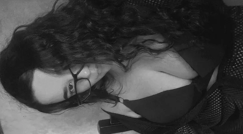 OnlyFans cuenta ddcurvygirl21 header 2