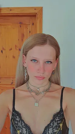 OnlyFans cuenta smallboobsbigheart avatar 1