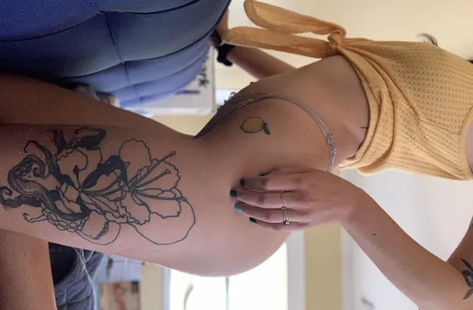 OnlyFans account  lunar_rayne header 2