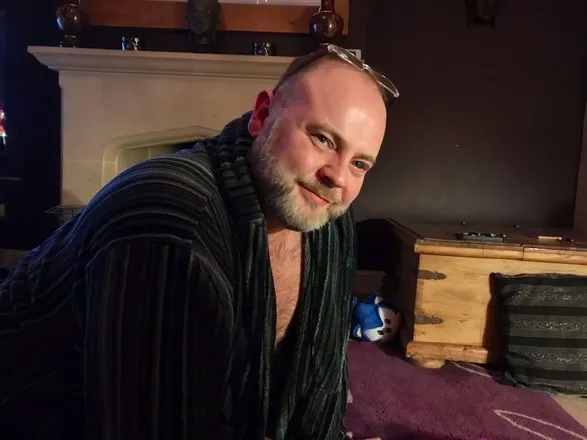 OnlyFans cuenta sexybeardad header 2