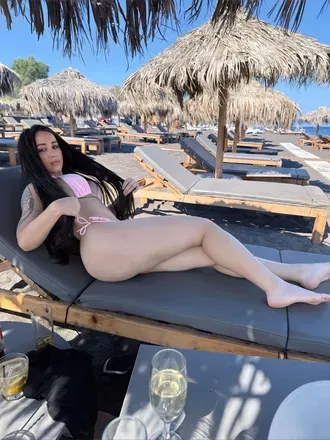 OnlyFans account  lunaa_valentina header 2