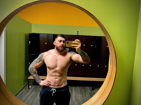 OnlyFans cuenta u74684377 header 2