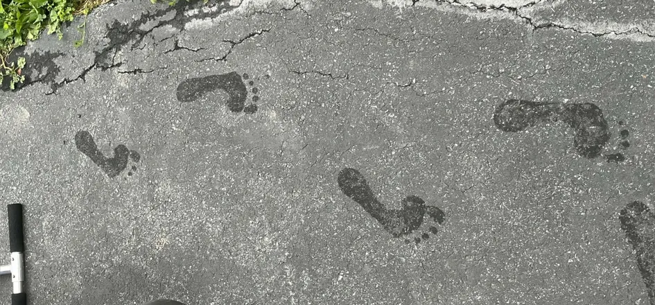OnlyFans cuenta barefootarch header 2