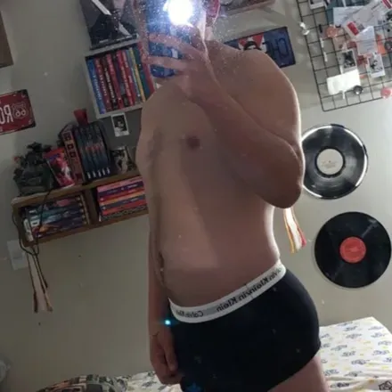OnlyFans account  liozinhow avatar 1